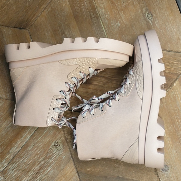 New Vince Camuto Boots - Picture 4 of 10